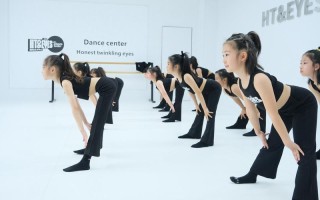 近视考生如何应对舞蹈特长生考试？