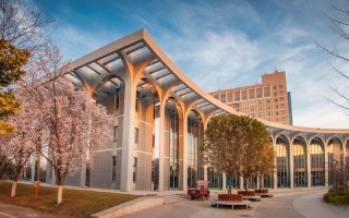 西安音乐学院与长安大学有何关联？