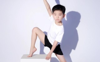 男生适合跳哪种舞蹈？