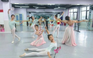 播表演专业学什么舞蹈最合适？