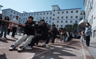 河池学院2025艺考何时报名？