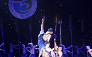 音乐生转舞蹈专业可行吗？