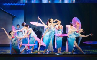 航空服务舞蹈专业课视频有何教学特色？