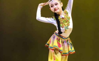 女孩学民族舞蹈几岁开始最合适？