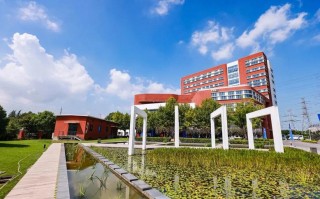 上海工艺美术职业学院官网