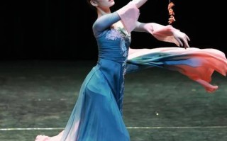 2025舞蹈校考考什么？