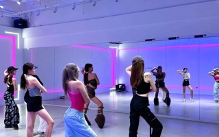 天津商业大学附近舞蹈室哪家好？