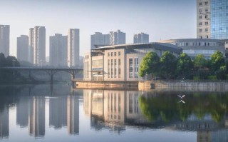 邵阳学院美术2025招生计划有何变化？