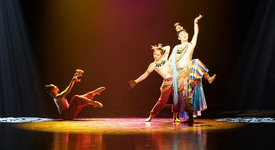 山西戏剧职业学院舞蹈系有何特色？-第3张图片-泰美艺术培训