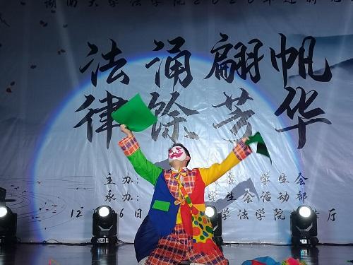 湖南大学舞蹈生招生有何具体要求？-第3张图片-泰美艺术培训