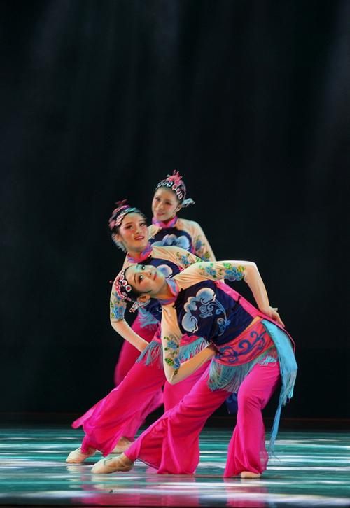 陕西师范大学舞蹈表演系有何特色？-第1张图片-泰美艺术培训