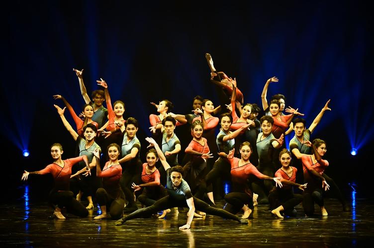 南昌工程学院经贸院舞蹈有何特色？-第3张图片-泰美艺术培训