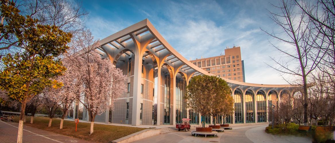 西安音乐学院与长安大学有何关联？-第1张图片-泰美艺术培训