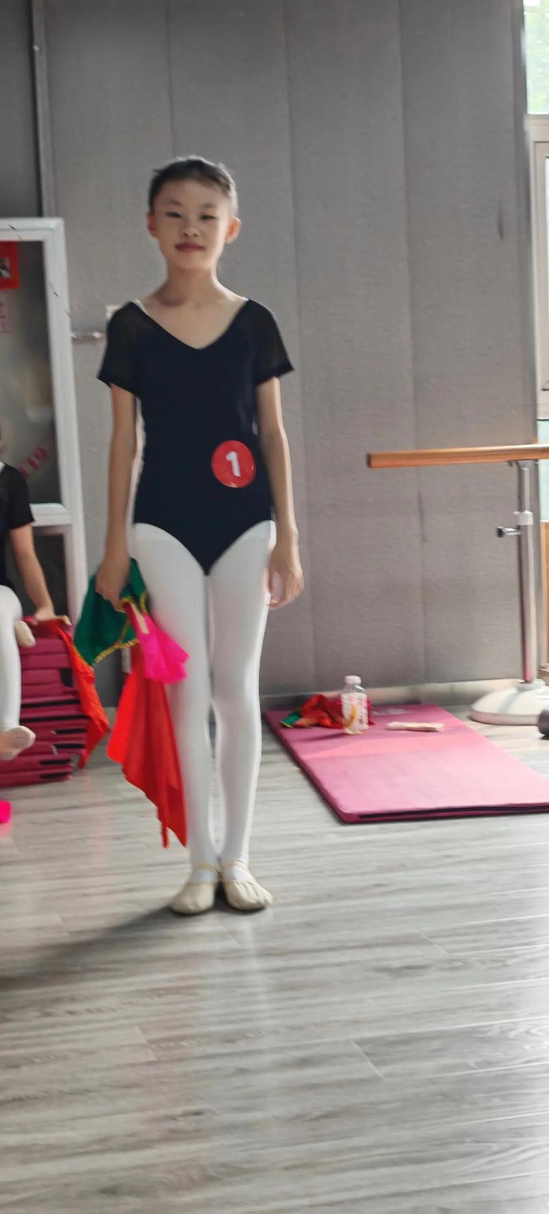 十级之后,舞蹈之路该如何延续?-第2张图片-泰美艺术培训 十级之后,舞蹈之路该如何延续?-第2张图片-泰美艺术培训