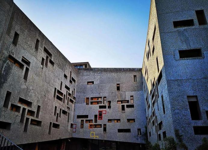 央美与国美，谁更胜一筹？-第3张图片-泰美艺术培训