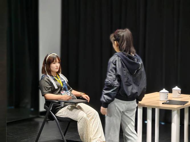 2025年艺考美女名单-第2张图片-泰美艺术培训
