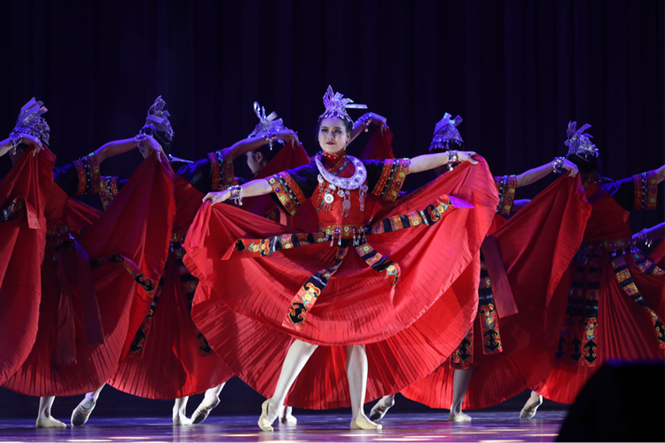 云南艺术学院舞蹈编导系-第3张图片-泰美艺术培训 云南艺术学院舞蹈编导系-第3张图片-泰美艺术培训