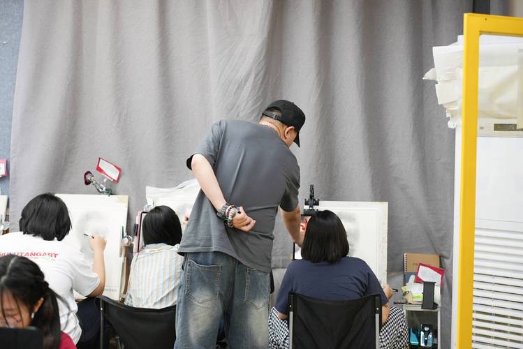 非美术生参加美术高考集训可行吗?-第3张图片-泰美艺术培训 非美术生参加美术高考集训可行吗?-第3张图片-泰美艺术培训