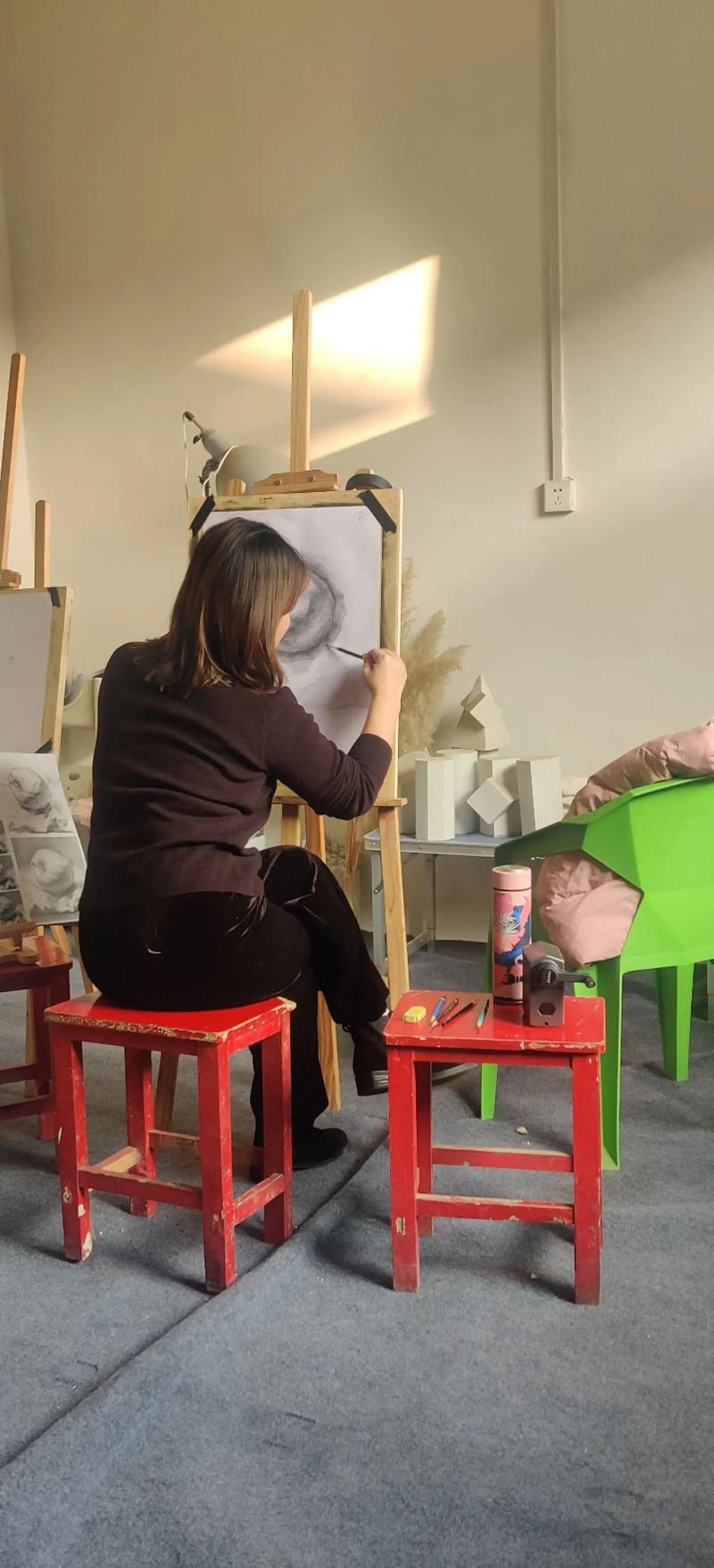 美术老师没学过美术能教吗？-第1张图片-泰美艺术培训