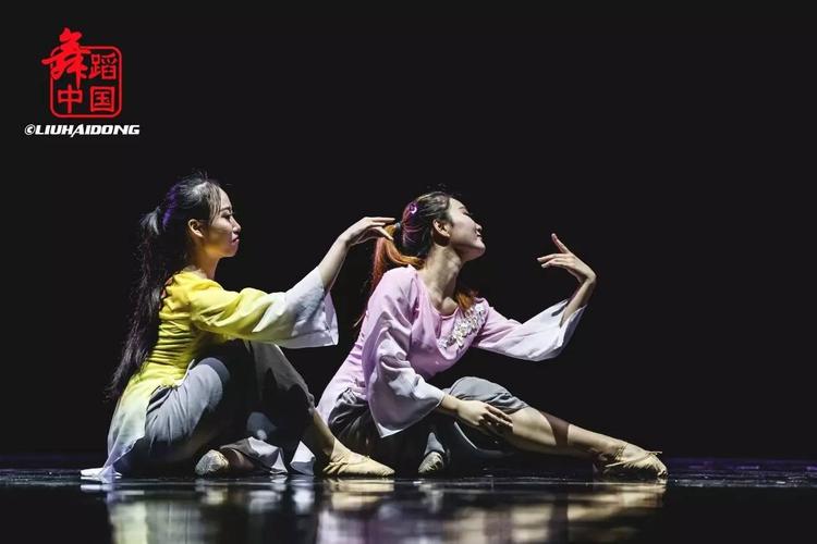 广西艺术学院舞蹈编导秦有何编导特色？-第2张图片-泰美艺术培训