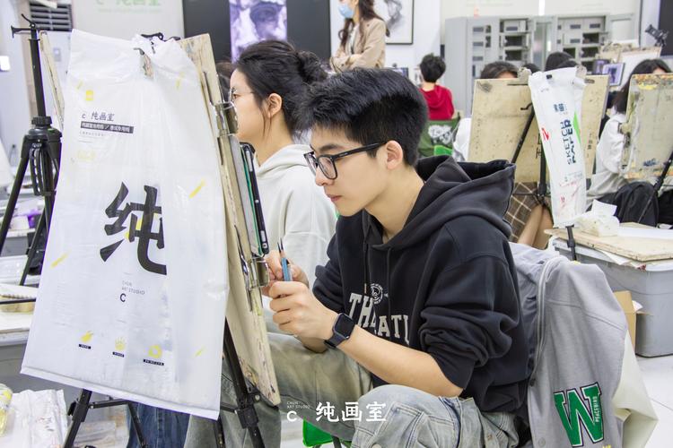 杭州大美术学院153班有何故事?-第1张图片-泰美艺术培训 杭州大美术学院153班有何故事?-第1张图片-泰美艺术培训