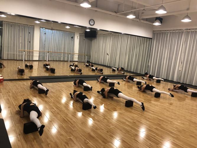 广艺舞蹈表演专科怎么样？-第1张图片-泰美艺术培训