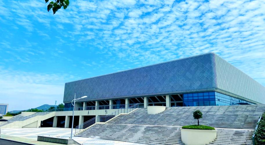 武汉纺织大学传媒艺考有何特色与优势？-第2张图片-泰美艺术培训