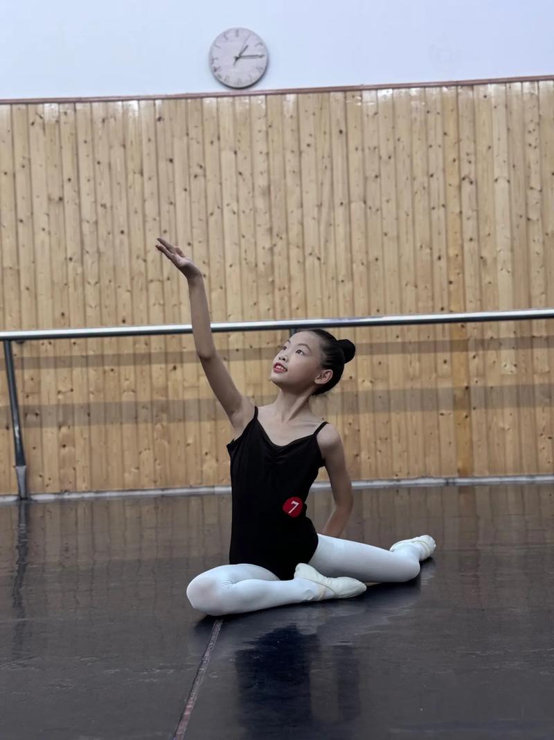 舞蹈艺考70分算中等还是偏下水平?-第3张图片-泰美艺术培训 舞蹈艺考70分算中等还是偏下水平?-第3张图片-泰美艺术培训