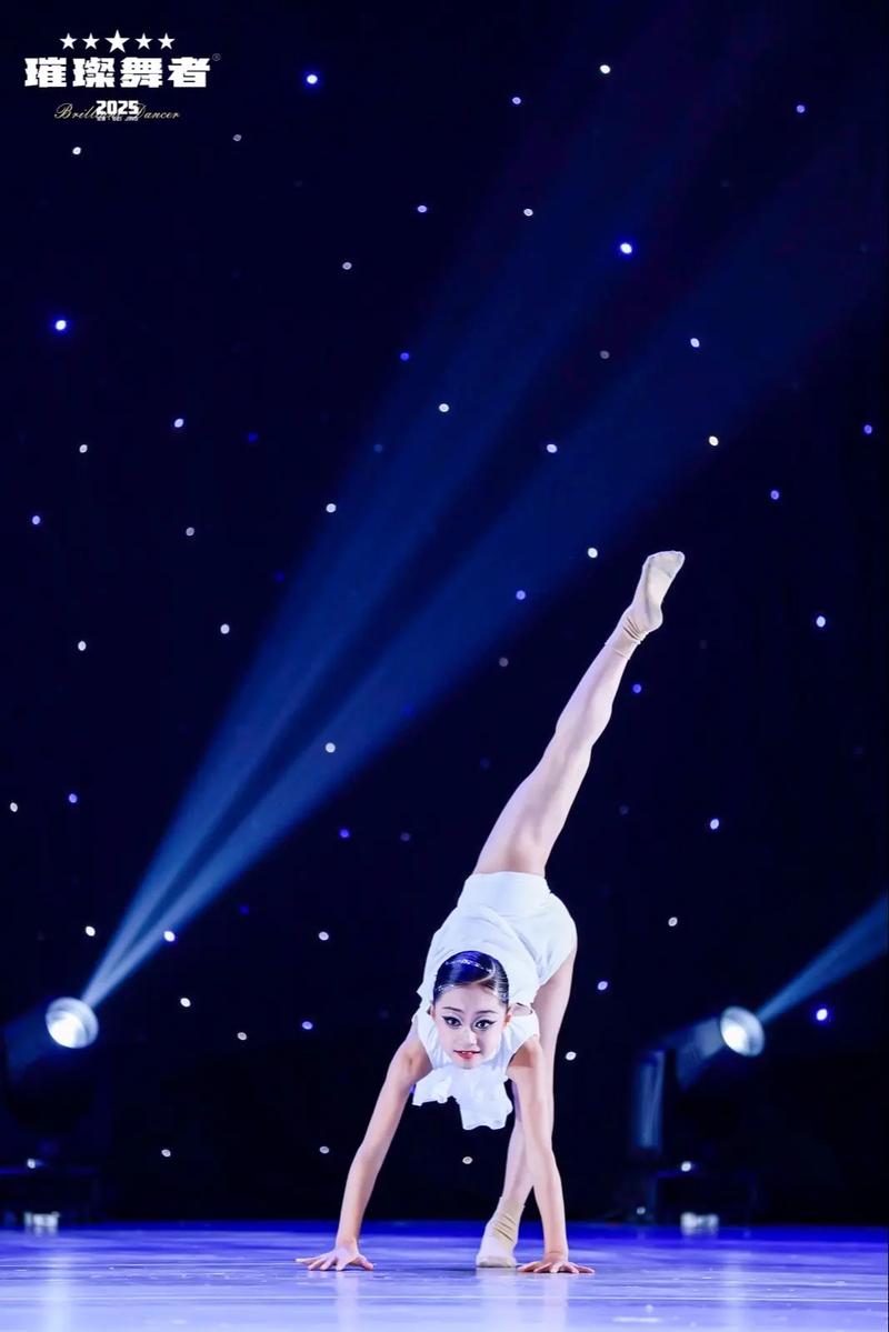 艺考舞蹈主要考什么时候-第3张图片-泰美艺术培训