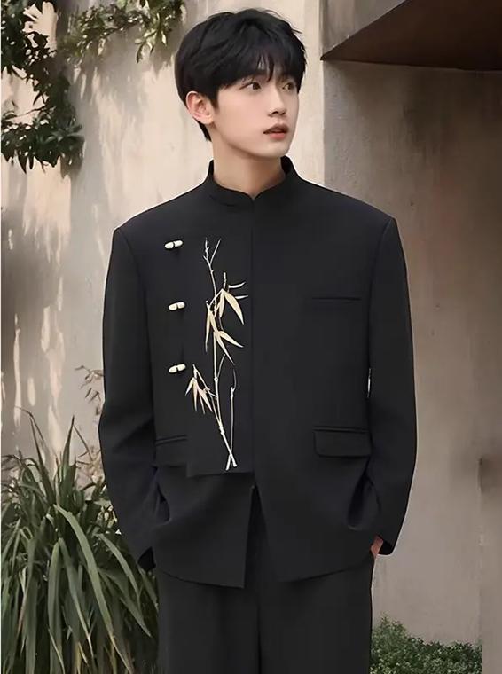 2025艺考男生服装怎么选才出彩？-第1张图片-泰美艺术培训