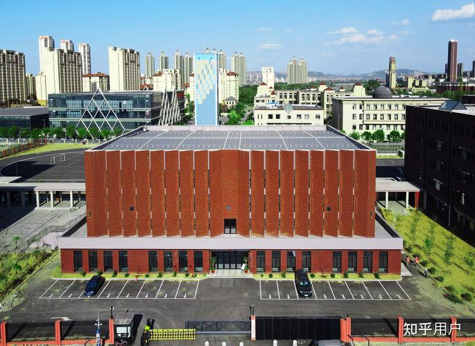 鞍山市兰开美术高级中学-第1张图片-泰美艺术培训 鞍山市兰开美术高级中学-第1张图片-泰美艺术培训