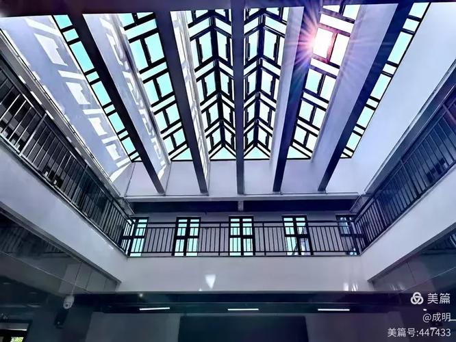 鞍山市兰开美术高级中学-第3张图片-泰美艺术培训 鞍山市兰开美术高级中学-第3张图片-泰美艺术培训