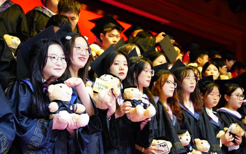 扬州大学美术与设计学院有何特色与优势？-第1张图片-泰美艺术培训