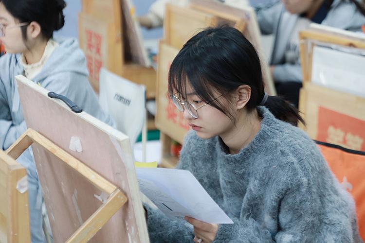 笑笑美术兵团2025有何新规划？-第1张图片-泰美艺术培训