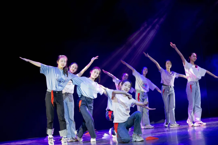 河北艺院舞蹈科有何特色与优势？-第3张图片-泰美艺术培训