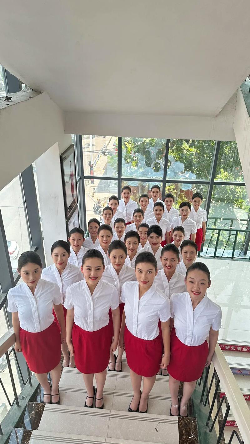 石家庄空乘艺考培训学校怎么选？-第1张图片-泰美艺术培训