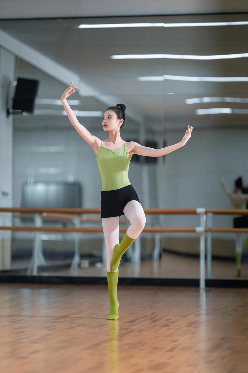 舞蹈10级后，未来职业方向有哪些？-第1张图片-泰美艺术培训