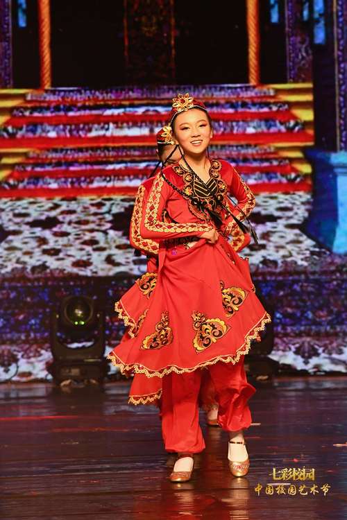 渭南师范舞蹈专业学费是多少？-第3张图片-泰美艺术培训