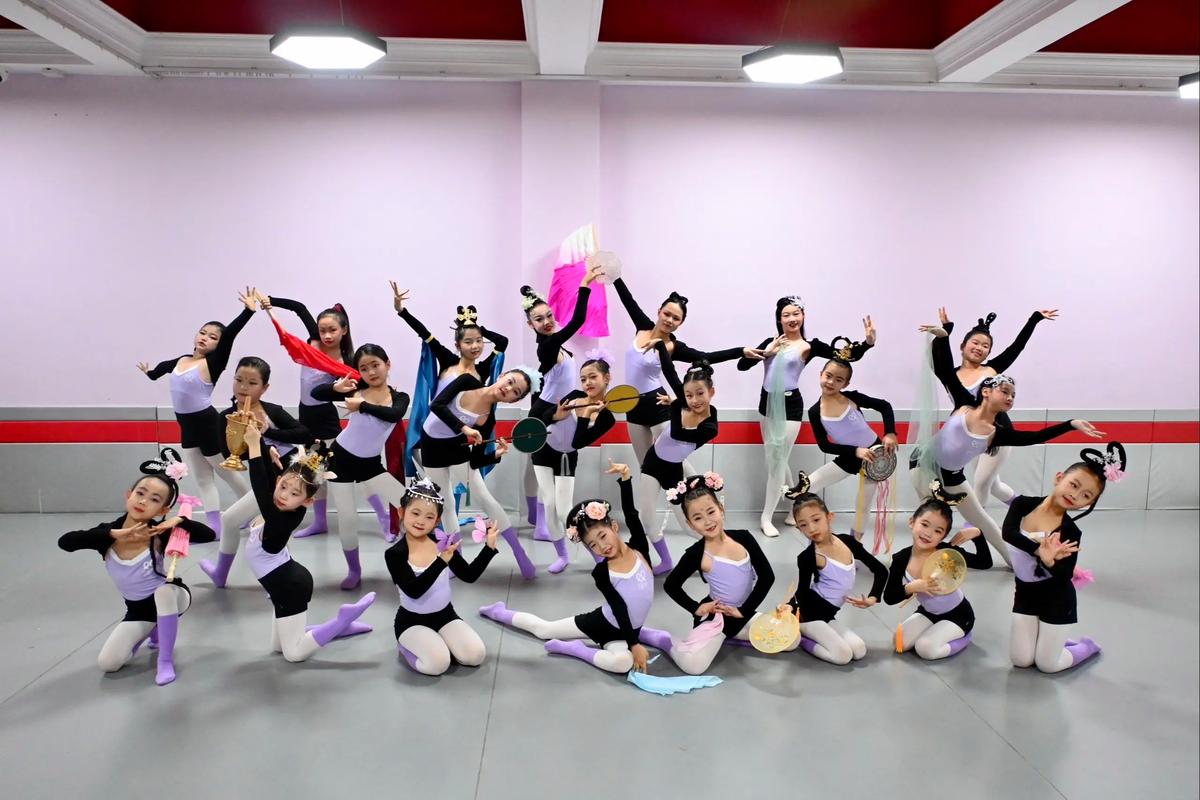 深圳大学舞蹈系2025年招生有新变化吗？-第3张图片-泰美艺术培训