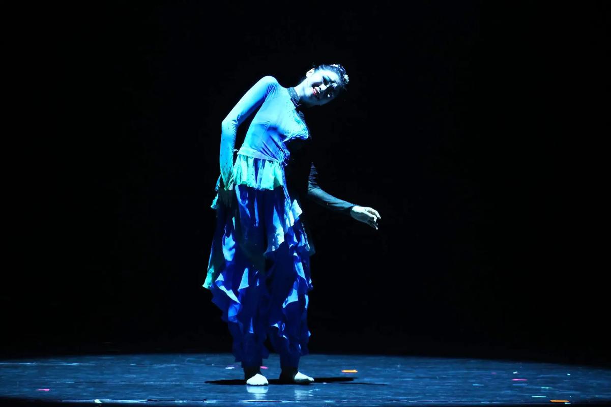 河大舞蹈专业毕业做什么-第1张图片-泰美艺术培训