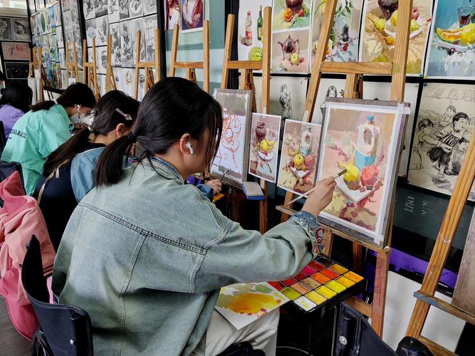 海淀美术培训学校哪家好?-第1张图片-泰美艺术培训 海淀美术培训学校哪家好?-第1张图片-泰美艺术培训