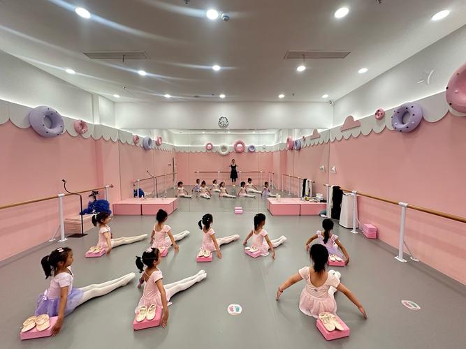 娇之舞舞蹈艺术培训机构-第1张图片-泰美艺术培训 娇之舞舞蹈艺术培训机构-第1张图片-泰美艺术培训