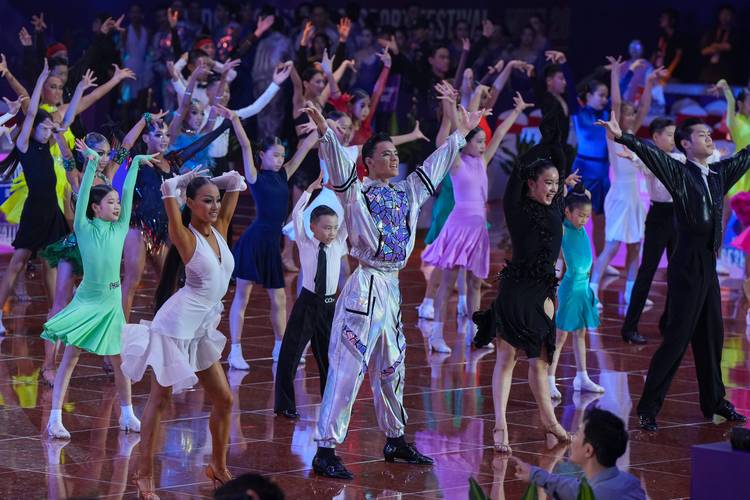 2025江西体育舞蹈何时开赛？-第1张图片-泰美艺术培训