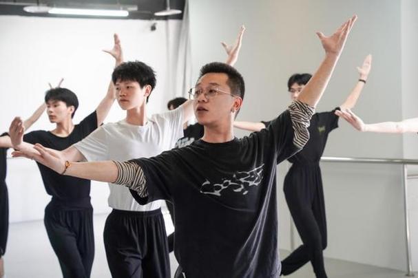 2025重庆舞蹈校考有何新变化？-第3张图片-泰美艺术培训