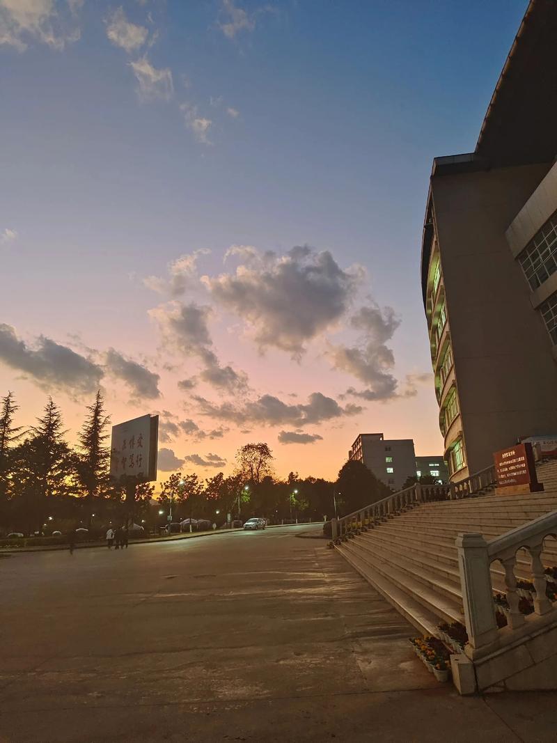 曲靖师范美术2025招生计划如何？-第1张图片-泰美艺术培训