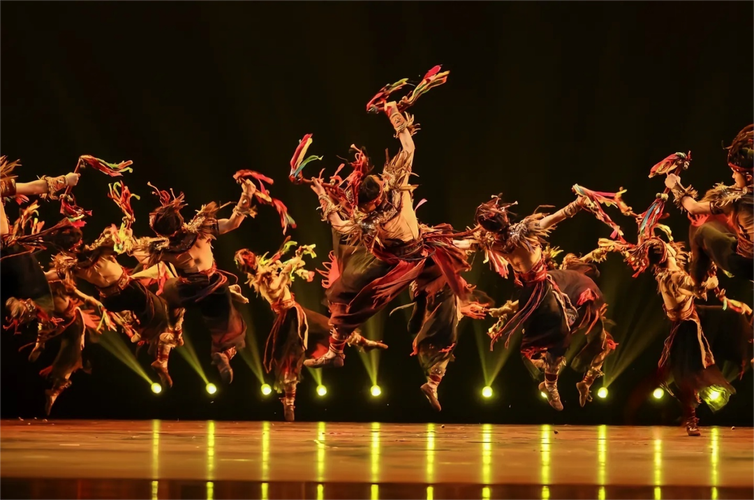 2025湖北艺考舞蹈考什么？-第3张图片-泰美艺术培训