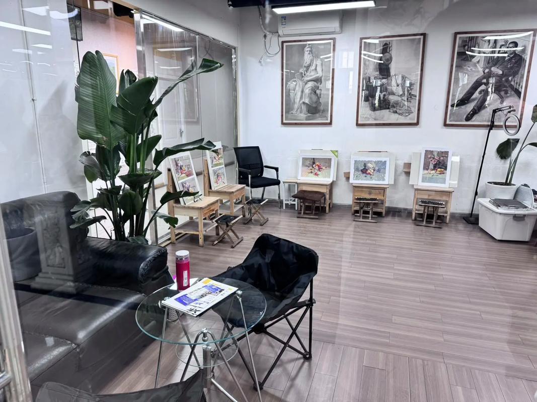 成都美术艺考培训画室哪家强？-第1张图片-泰美艺术培训