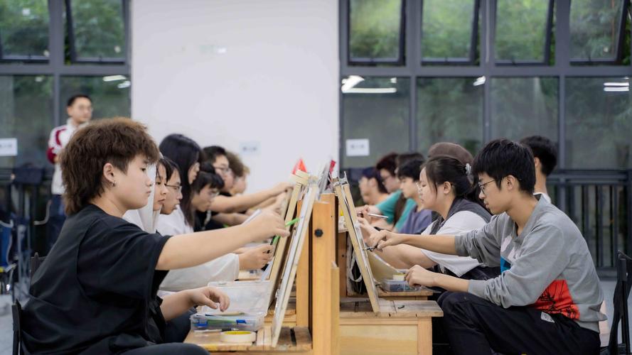 重庆艺考美术培训校区哪家好？-第1张图片-泰美艺术培训