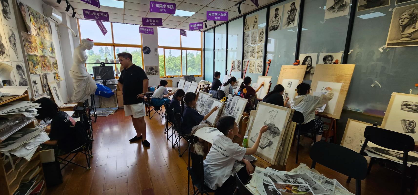 2025呼市美术考点具体安排是什么？-第1张图片-泰美艺术培训