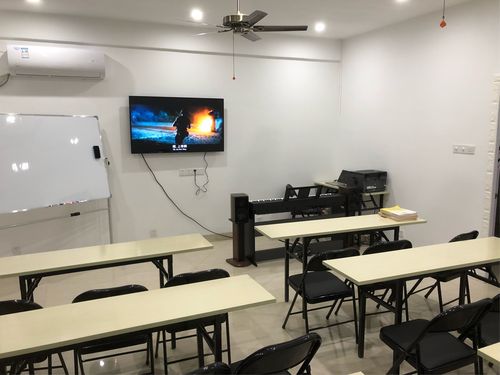 高考商场能播放音乐吗？-第3张图片-泰美艺术培训